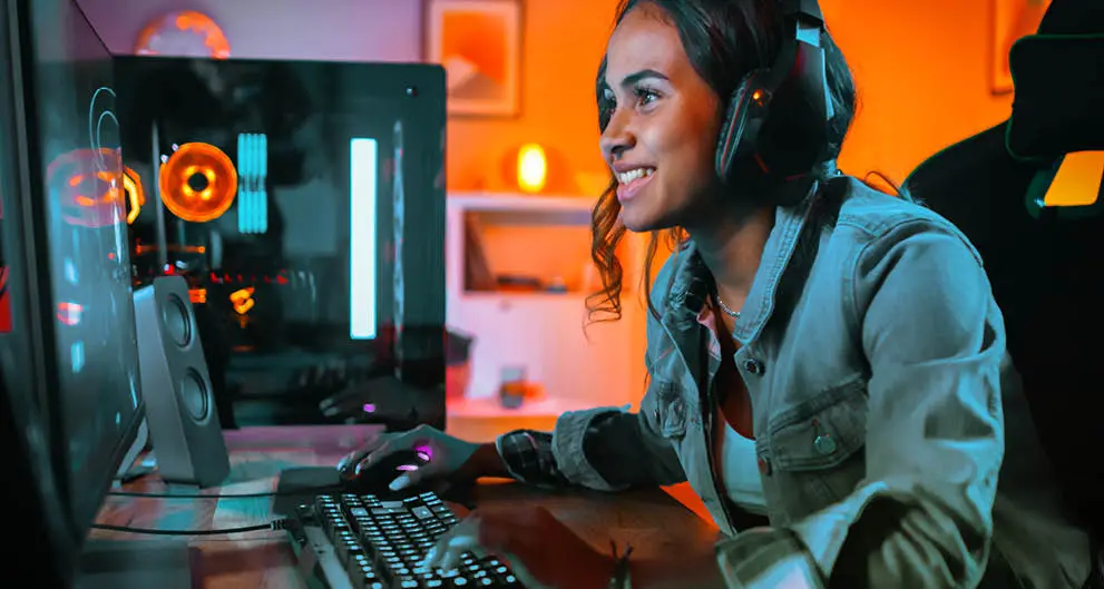 Streamer gamer engaged in duel at keyboard